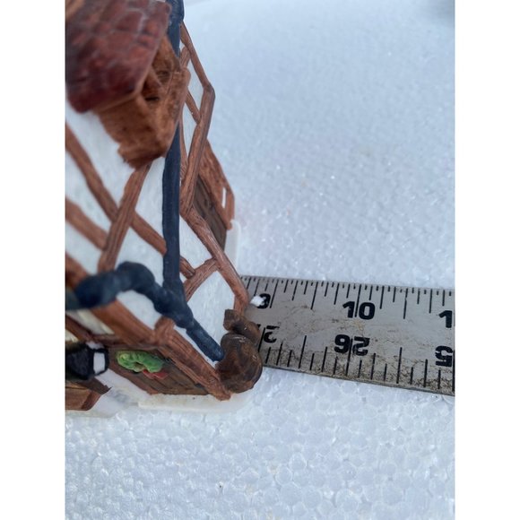 Deptment 56 Dickens Village Series The Old Curiosity Shop & Rare Book Store #590 - Picture 5 of 7